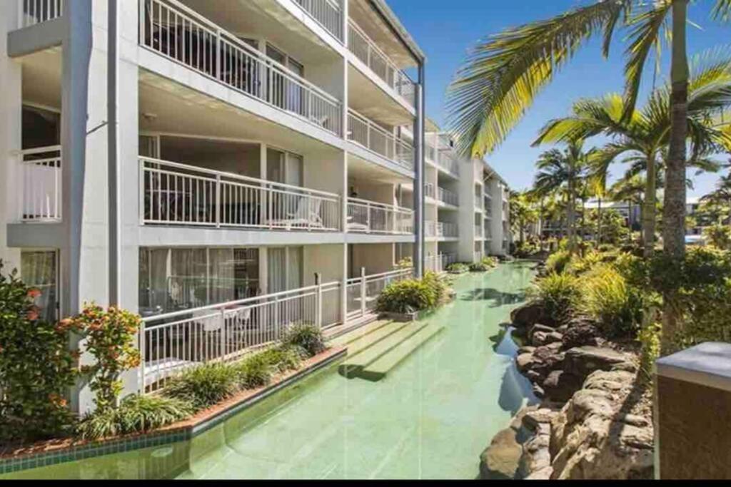Ocean View - Alexandra Headlands Beachfront Unit Eksteriør bilde